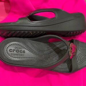 CROCS Black Platform Sandals with Pink Accent Charm